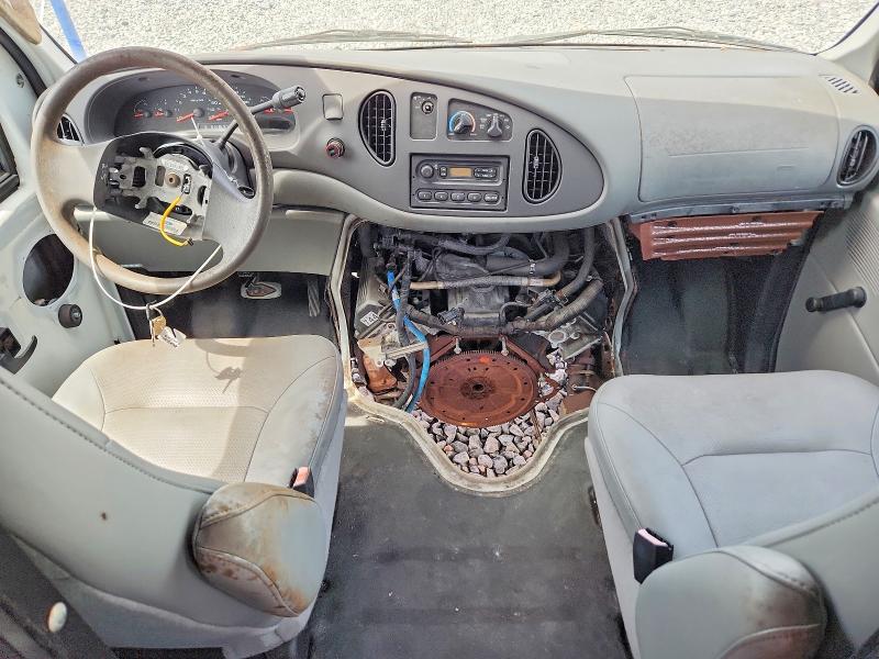52498446 :رقم المزاد ، 1FTNE24L16HA38533 vin ، 2006 Ford Econoline مزاد بيع
