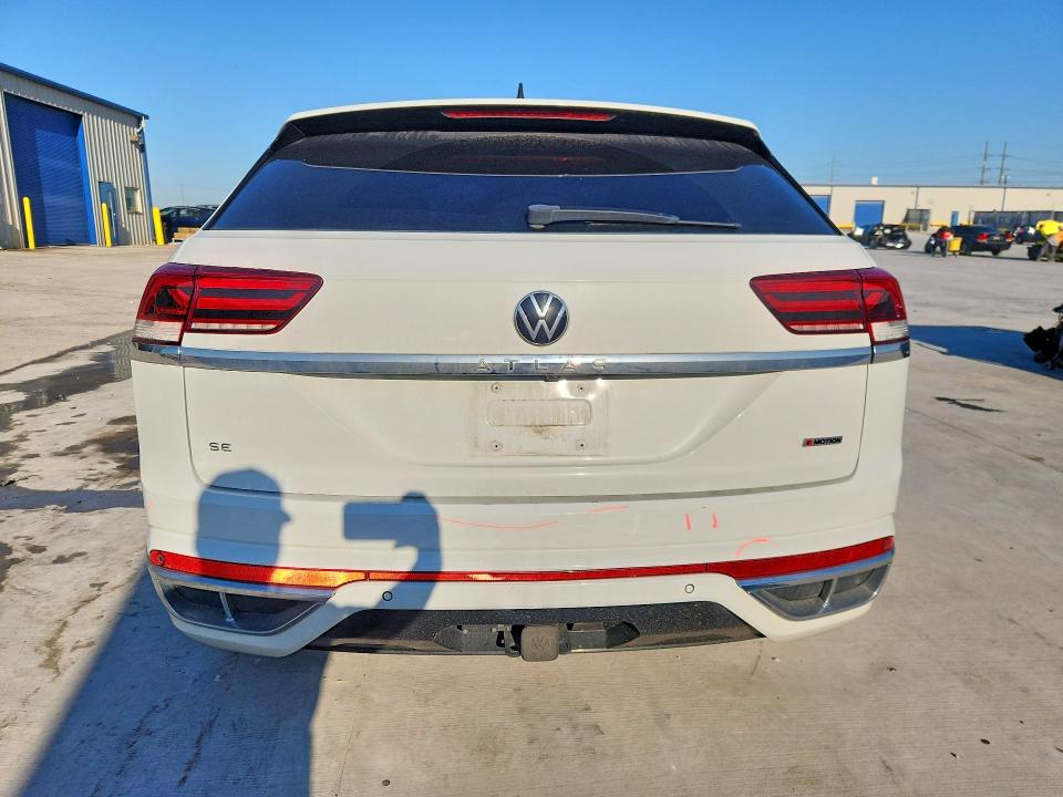 Продажа на аукционе авто 2020 Volkswagen Atlas Cross Sport, vin: 1V26E2CA2LC217210, номер лота: 53188616