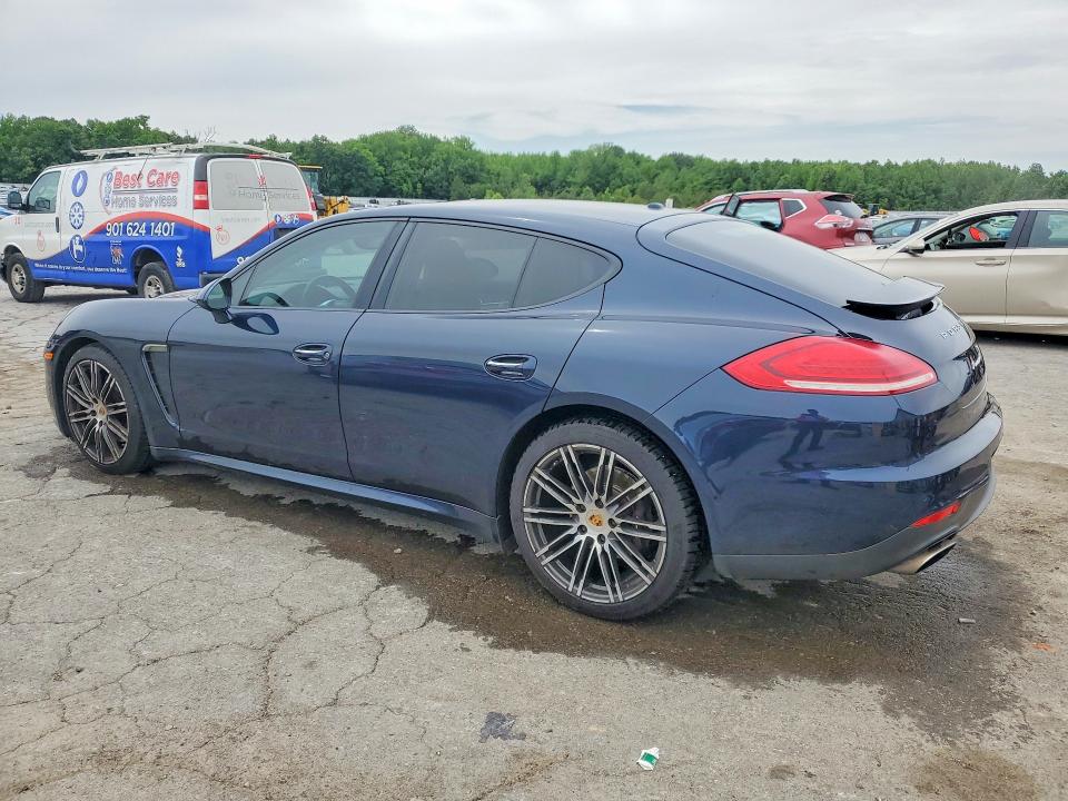 52200046 :رقم المزاد ، WP0AA2A72FL006737 vin ، 2015 Porsche Panamera مزاد بيع