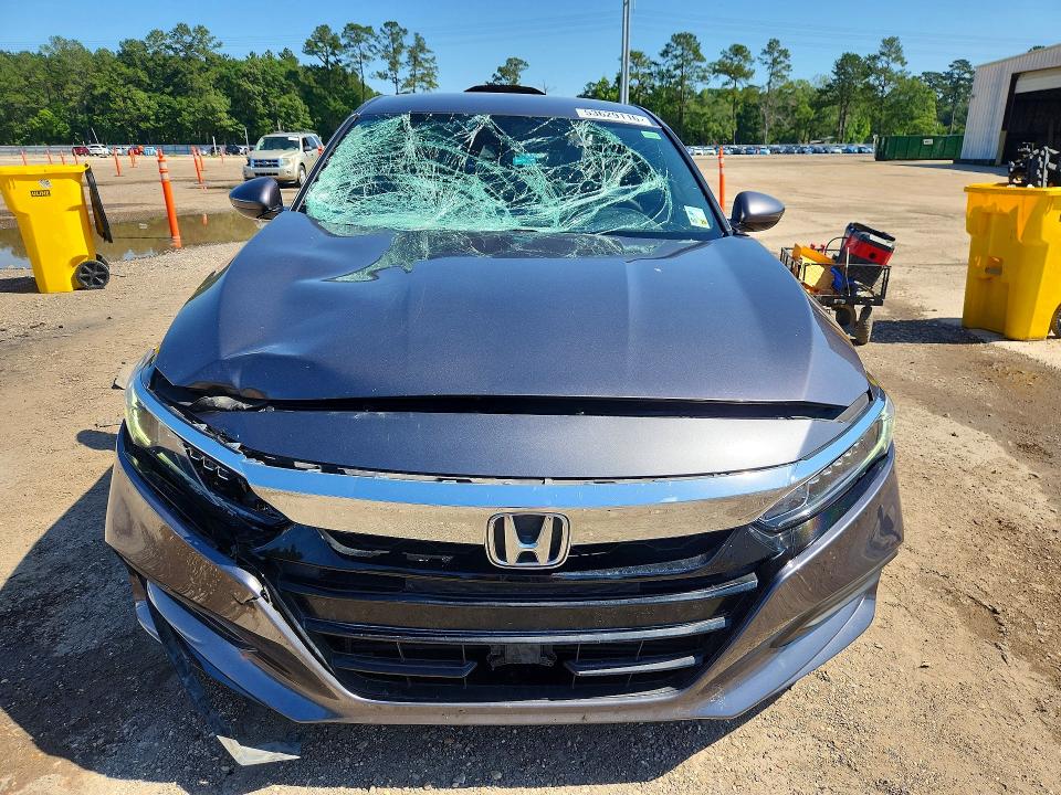 53629116 :رقم المزاد ، 1HGCV1F19KA054772 vin ، 2019 Honda Accord مزاد بيع