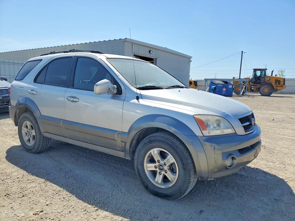 52025396 :رقم المزاد ، KNDJD733955469184 vin ، 2005 Kia Sorento مزاد بيع