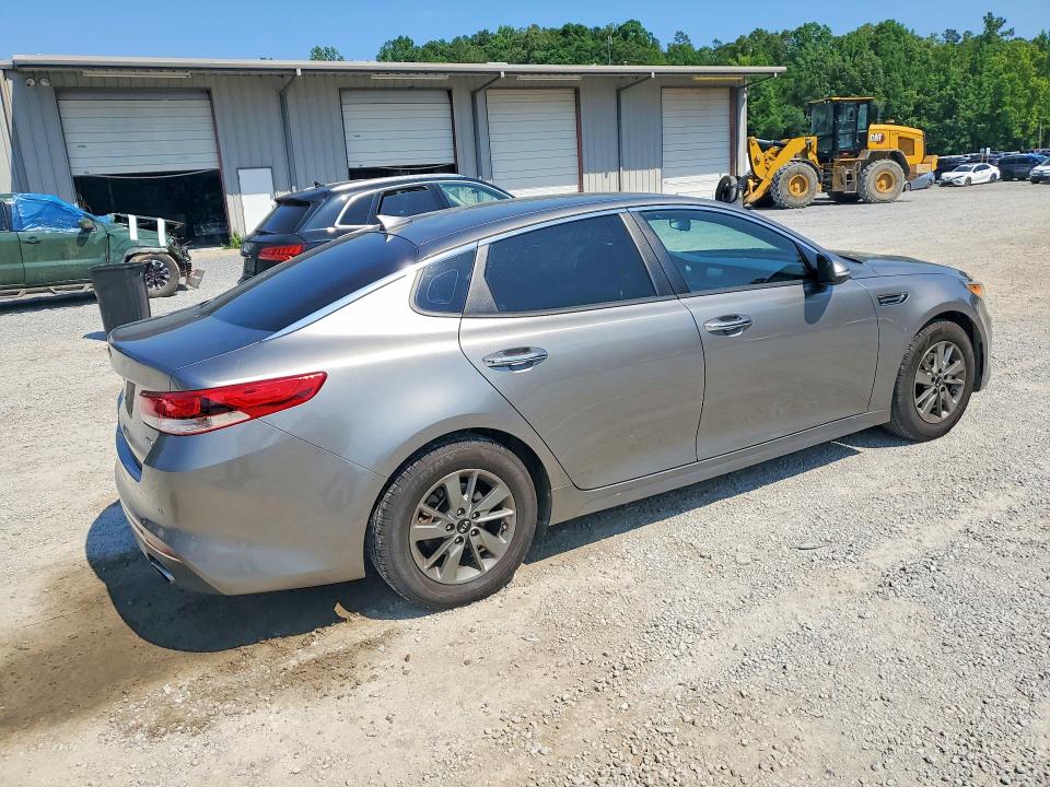 2018 Kia Optima მანქანა იყიდება აუქციონზე, vin: 5XXGT4L13JG220296, აუქციონის ნომერი: 52961896