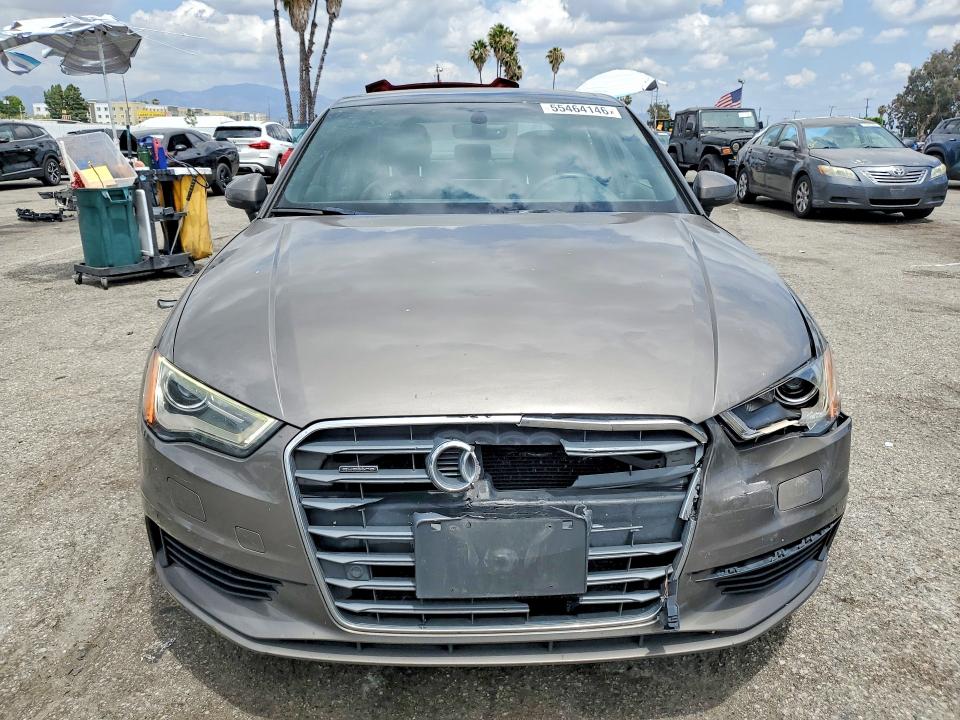 55464146 :رقم المزاد ، WAUE8GFFXG1040381 vin ، 2016 Audi A3 مزاد بيع