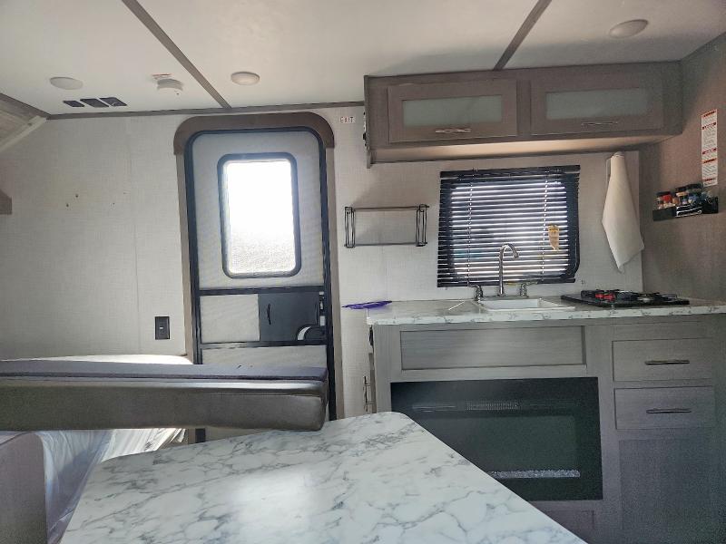 Продажа на аукционе авто 2022 Keystone Coleman, vin: 4YDTCMG18NJ940636, номер лота: 55111636