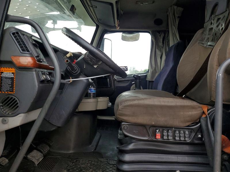 2011 Volvo Vn მანქანა იყიდება აუქციონზე, vin: 4V4NC9EG7BN293851, აუქციონის ნომერი: 53843386