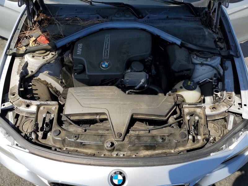2015 Bmw 320 მანქანა იყიდება აუქციონზე, vin: WBA3B1C54FK139532, აუქციონის ნომერი: 52083776