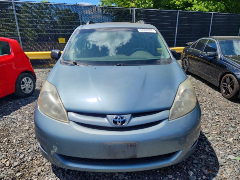 2007 Toyt Sienna მანქანა იყიდება აუქციონზე, vin: 5TDZK23C87S005747, აუქციონის ნომერი: 53360486