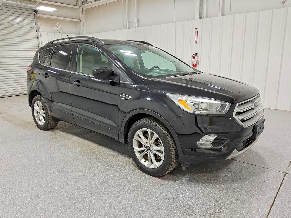 Продаж на аукціоні авто 2018 Ford Escape, vin: 1FMCU9HD1JUB28394, номер лоту: 51881246