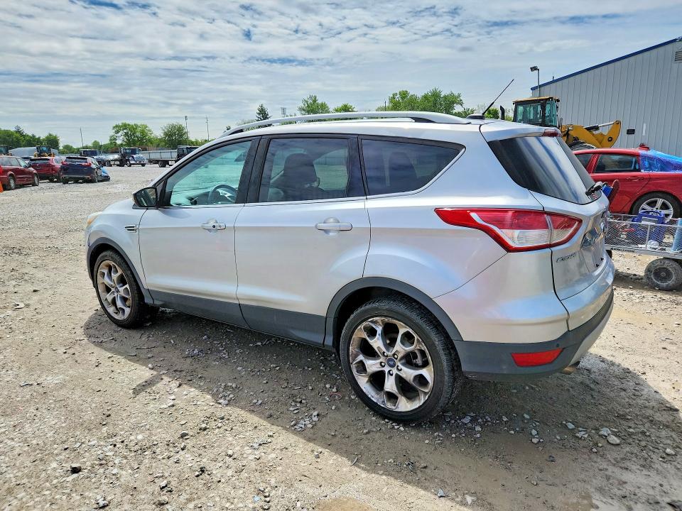 52735656 :رقم المزاد ، 1FMCU9J9XFUC58932 vin ، 2015 Ford Escape مزاد بيع