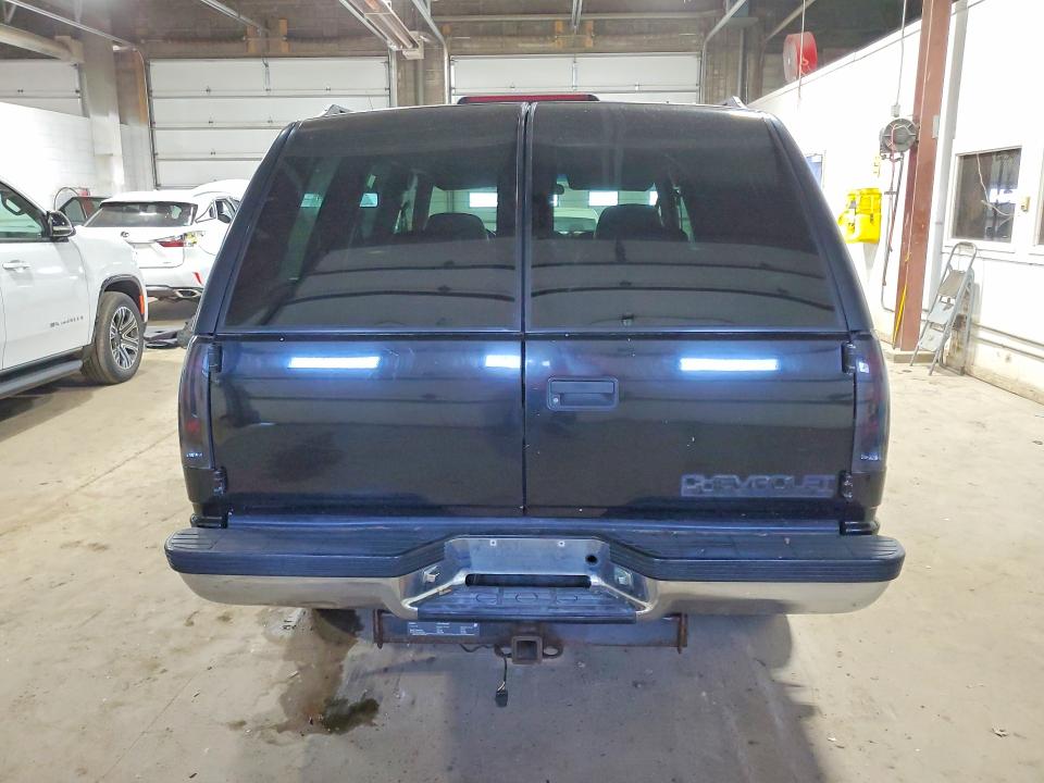 54907416 :رقم المزاد ، 1GNEK13R3VJ370819 vin ، 1997 Chevrolet Tahoe مزاد بيع