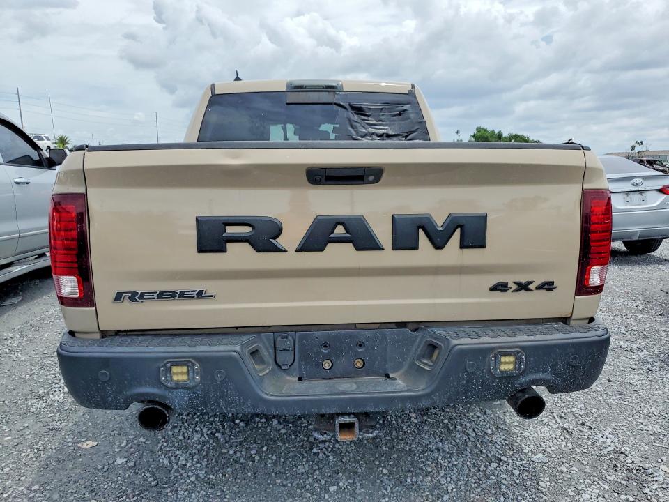 55299716 :رقم المزاد ، 1C6RR7YT9HS611883 vin ، 2017 Ram 1500 مزاد بيع
