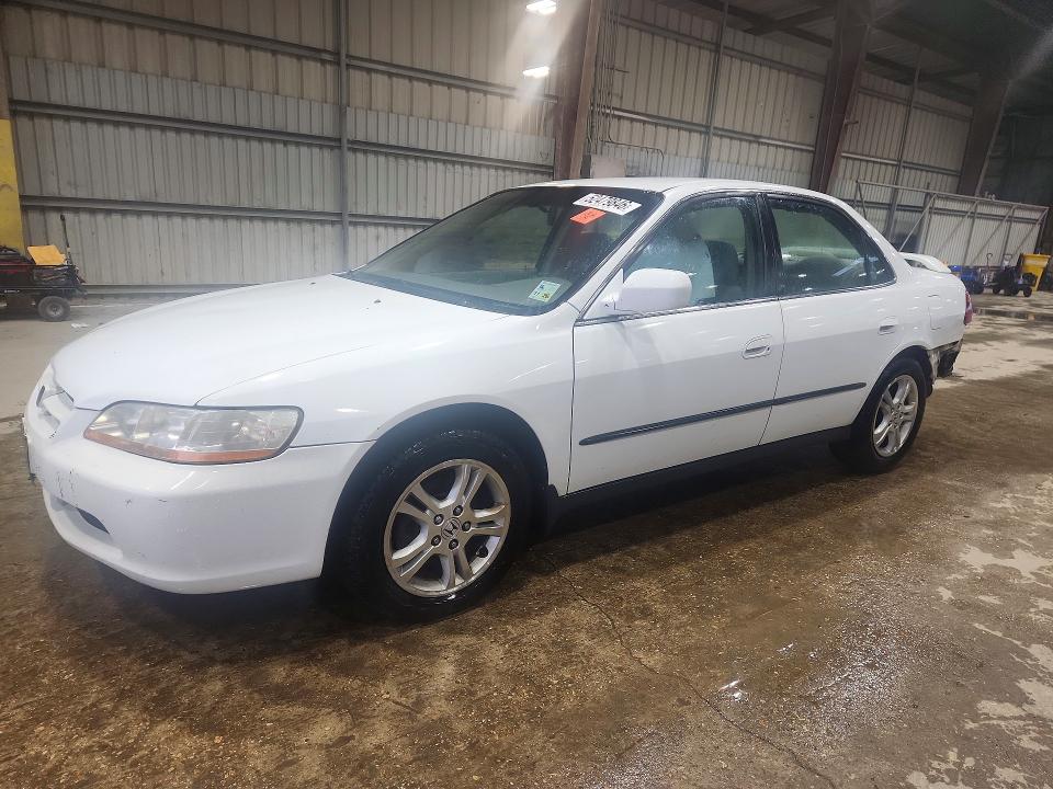 52479846 :رقم المزاد ، 1HGCG1647YA095477 vin ، 2000 Honda Accord مزاد بيع