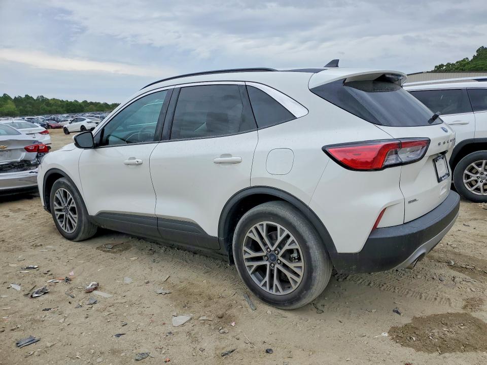 51888486 :رقم المزاد ، 1FMCU0H68MUB15353 vin ، 2021 Ford Escape مزاد بيع