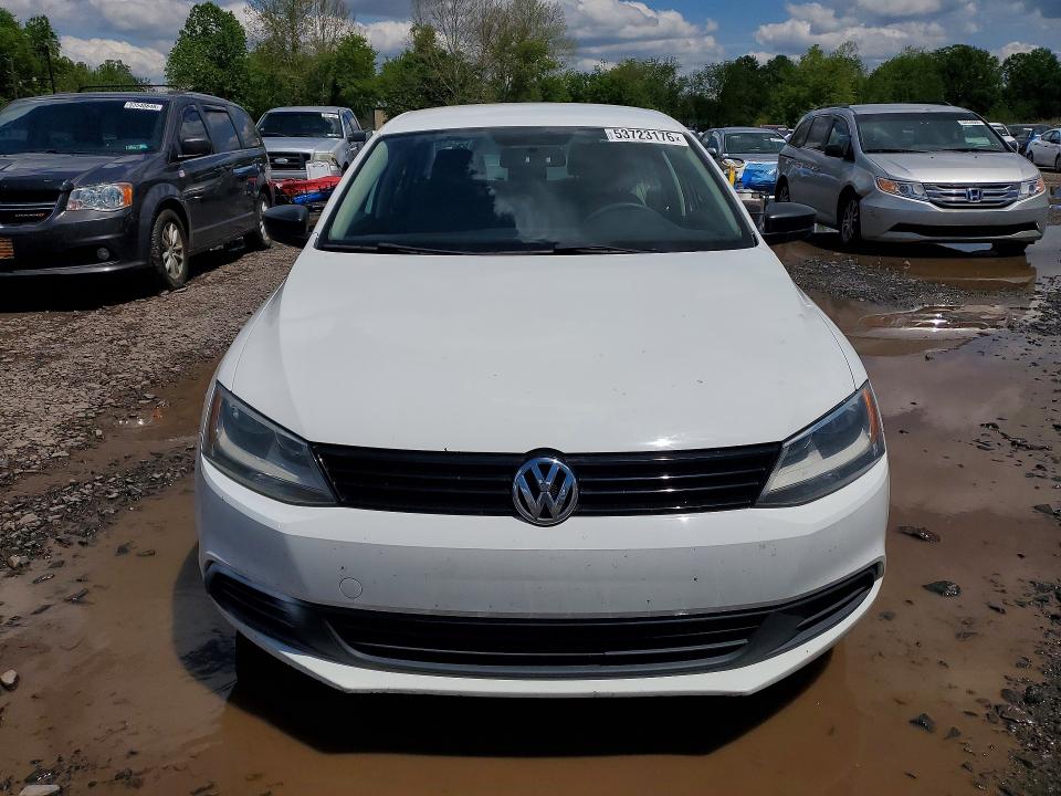 53723176 :رقم المزاد ، 3VW2K7AJXEM445172 vin ، 2014 Volkswagen Jetta مزاد بيع
