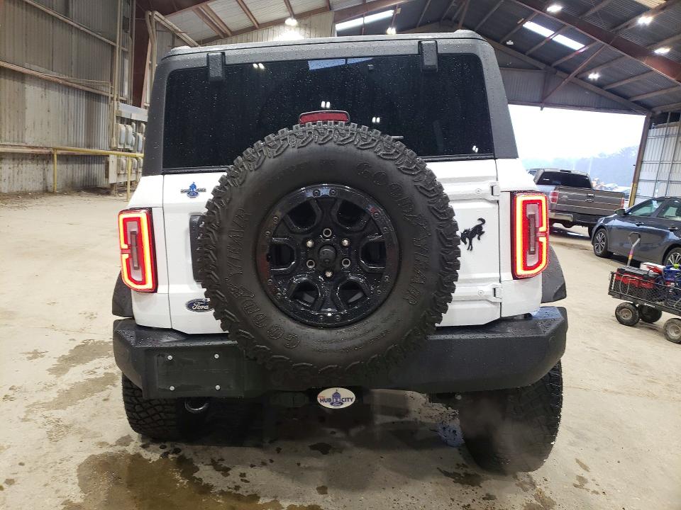 Продажа на аукционе авто 2023 Ford Bronco, vin: 1FMEE5DP6PLB89611, номер лота: 52046356