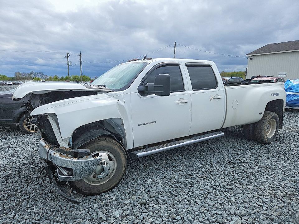 51960056 :رقم المزاد ، 1GC4K1C81EF137147 vin ، 2014 Chevrolet Silverado مزاد بيع