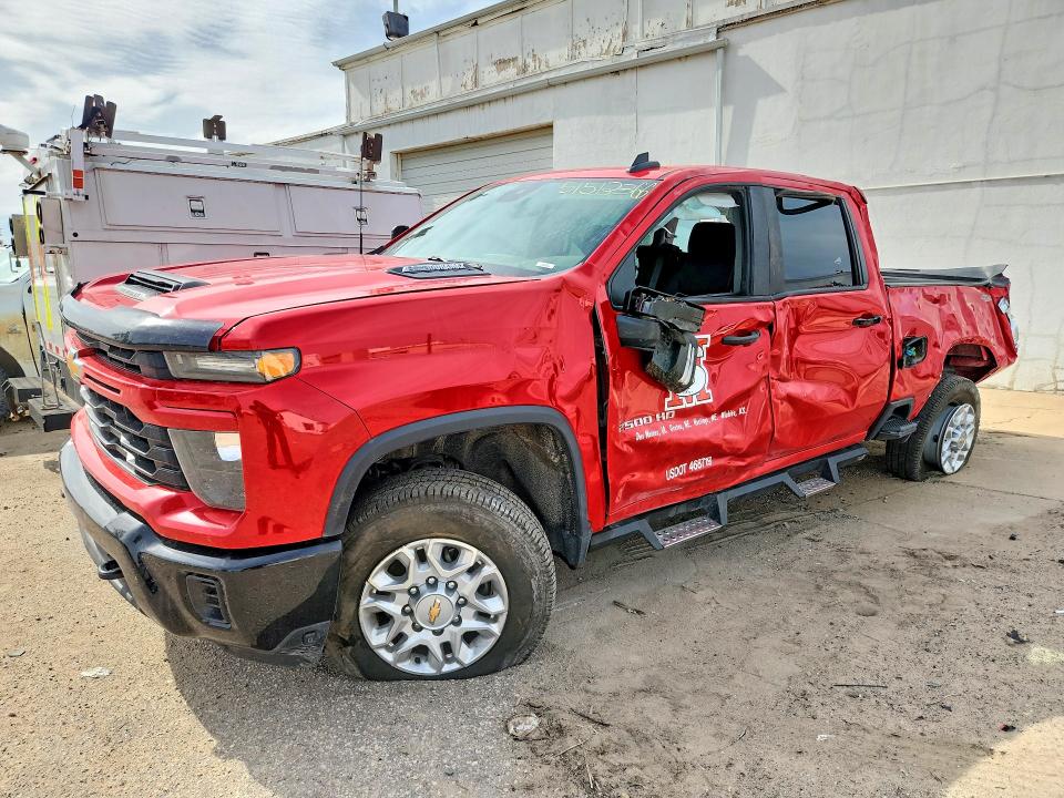 51512366 :رقم المزاد ، 2GC4YMEY3R1117962 vin ، 2024 Chevrolet Silverado مزاد بيع
