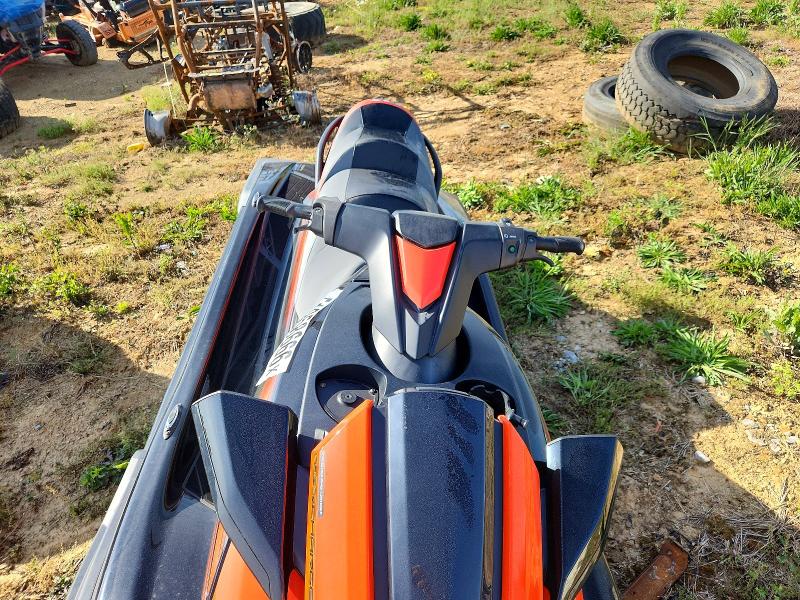 51958666 :رقم المزاد ، YAMA2287I021 vin ، 2021 Yamaha Waverunner Fx Limite مزاد بيع