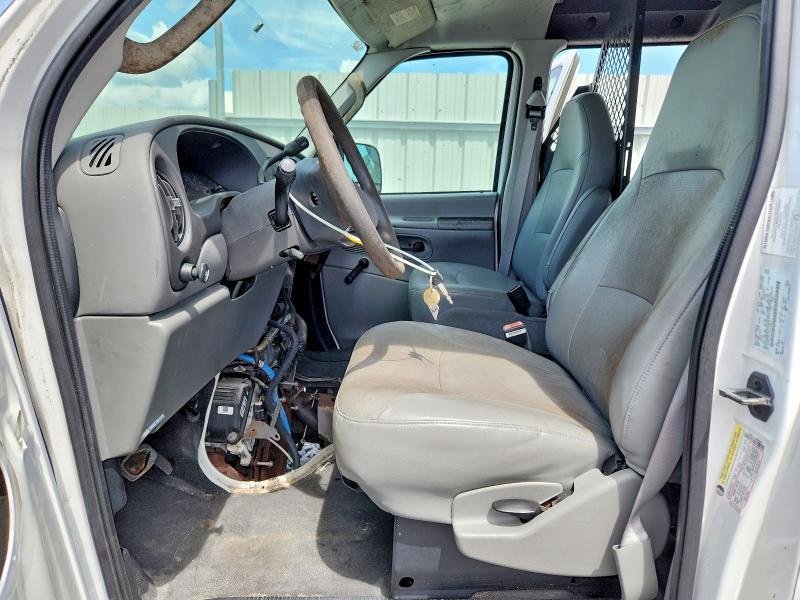 52498446 :رقم المزاد ، 1FTNE24L16HA38533 vin ، 2006 Ford Econoline مزاد بيع