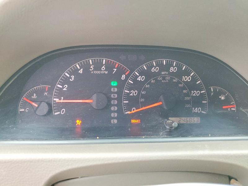 51893186 :رقم المزاد ، 4T1BE30K55U509042 vin ، 2005 Toyota Camry مزاد بيع