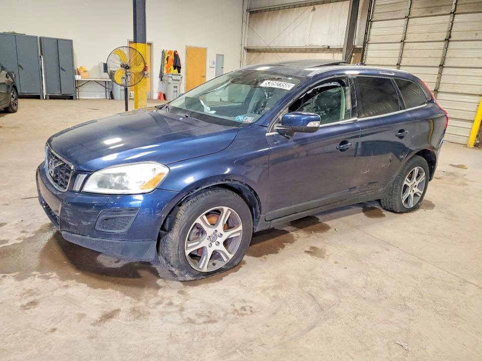 53092356 :رقم المزاد ، YV4902DZ6D2418937 vin ، 2013 Volvo Xc60 مزاد بيع