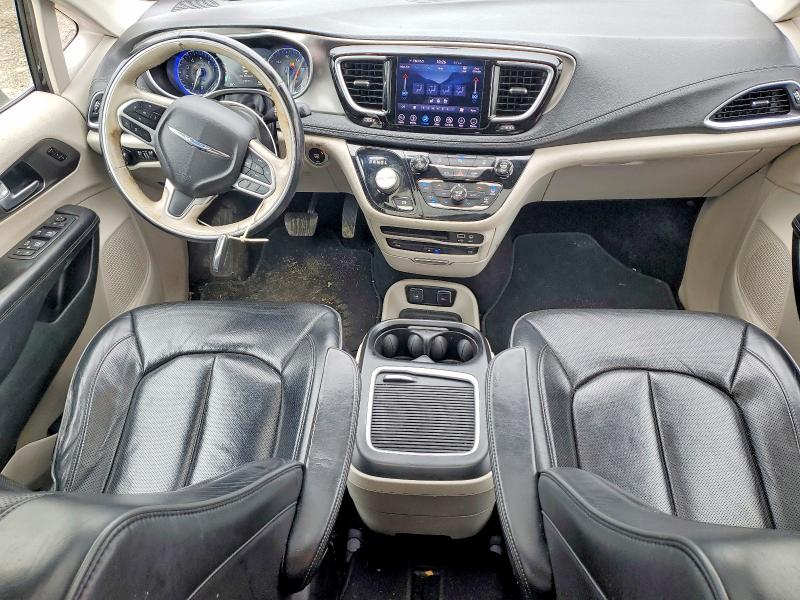 53579836 :رقم المزاد ، 2C4RC1GG1JR292255 vin ، 2018 Chrysler Pacifica مزاد بيع