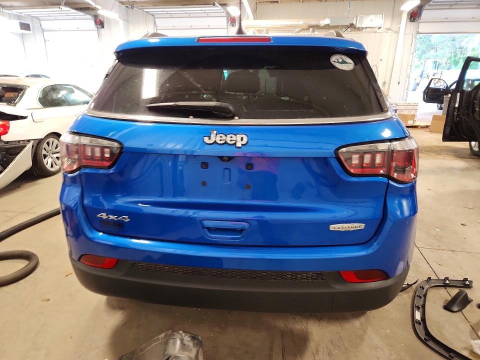 Продаж на аукціоні авто 2018 Jeep Compass, vin: 3C4NJDBB9JT392165, номер лоту: 54943286