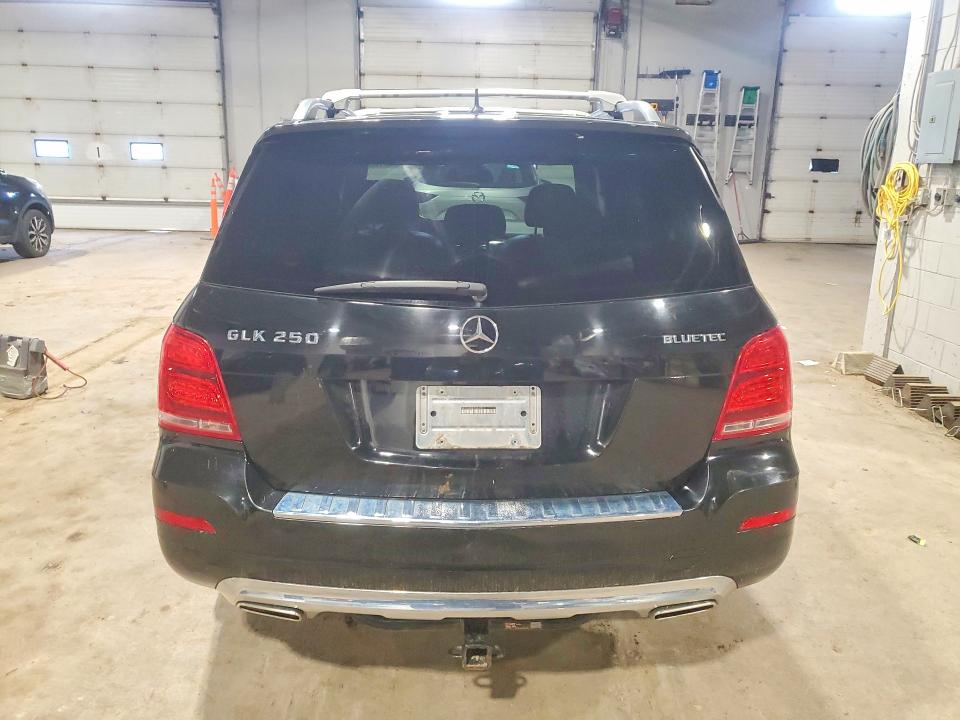 Продажа на аукционе авто 2015 Mercedes-benz Glk, vin: WDCGG0EB1FG342961, номер лота: 53015216