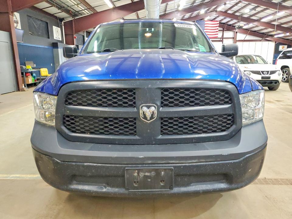 53335286 :رقم المزاد ، 1C6RR7ST3JS122667 vin ، 2018 Ram 1500 مزاد بيع