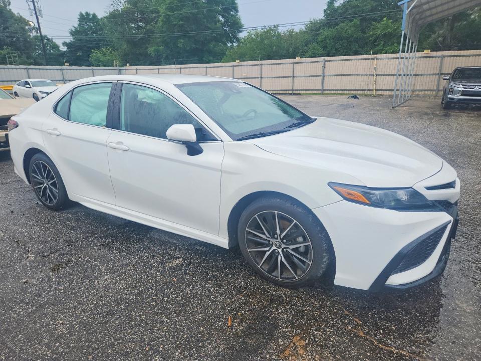 55071396 :رقم المزاد ، 4T1G11AK8PU802795 vin ، 2023 Toyota Camry مزاد بيع