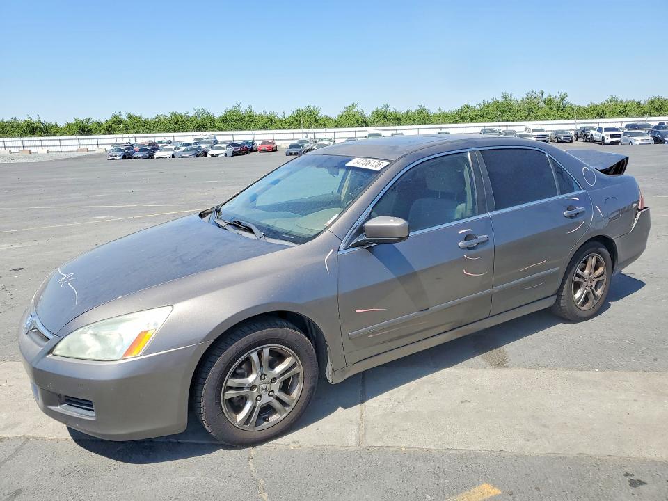 2006 Honda Accord მანქანა იყიდება აუქციონზე, vin: 1HGCM56706A018098, აუქციონის ნომერი: 54706136