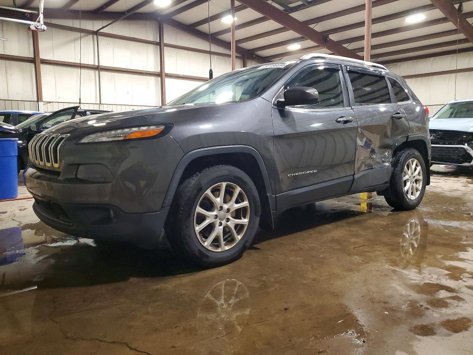 Auction sale of the 2016 Jeep Cherokee, vin: 1C4PJMCS8GW102928, lot number: 52186896