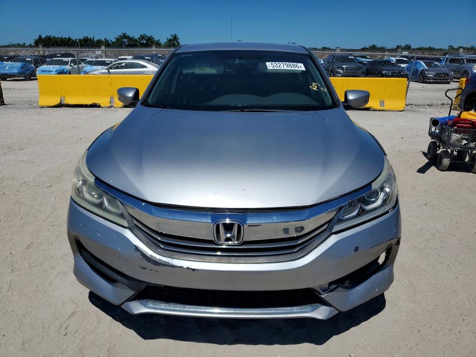 Продажа на аукционе авто 2017 Honda Accord, vin: 1HGCR2F3XHA255536, номер лота: 53279886