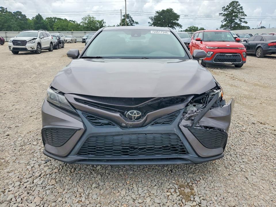 2022 Toyota Camry მანქანა იყიდება აუქციონზე, vin: 4T1G11AK9NU671101, აუქციონის ნომერი: 54917346
