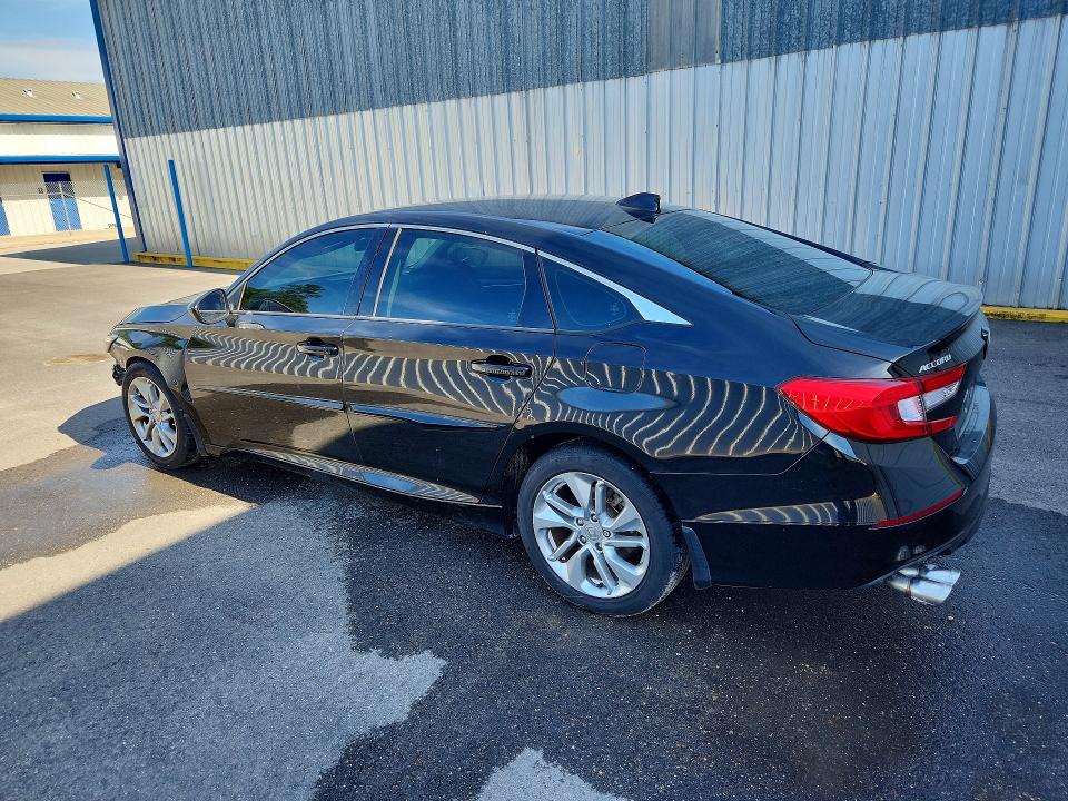 Продажа на аукционе авто 2018 Honda Accord, vin: 1HGCV1F1XJA163417, номер лота: 51572576