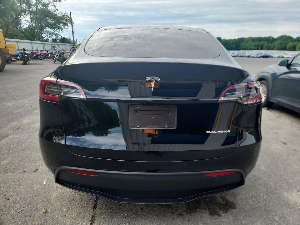 2025 Tesla Model Y მანქანა იყიდება აუქციონზე, vin: 7SAYGDEE3SF295290, აუქციონის ნომერი: 54603646