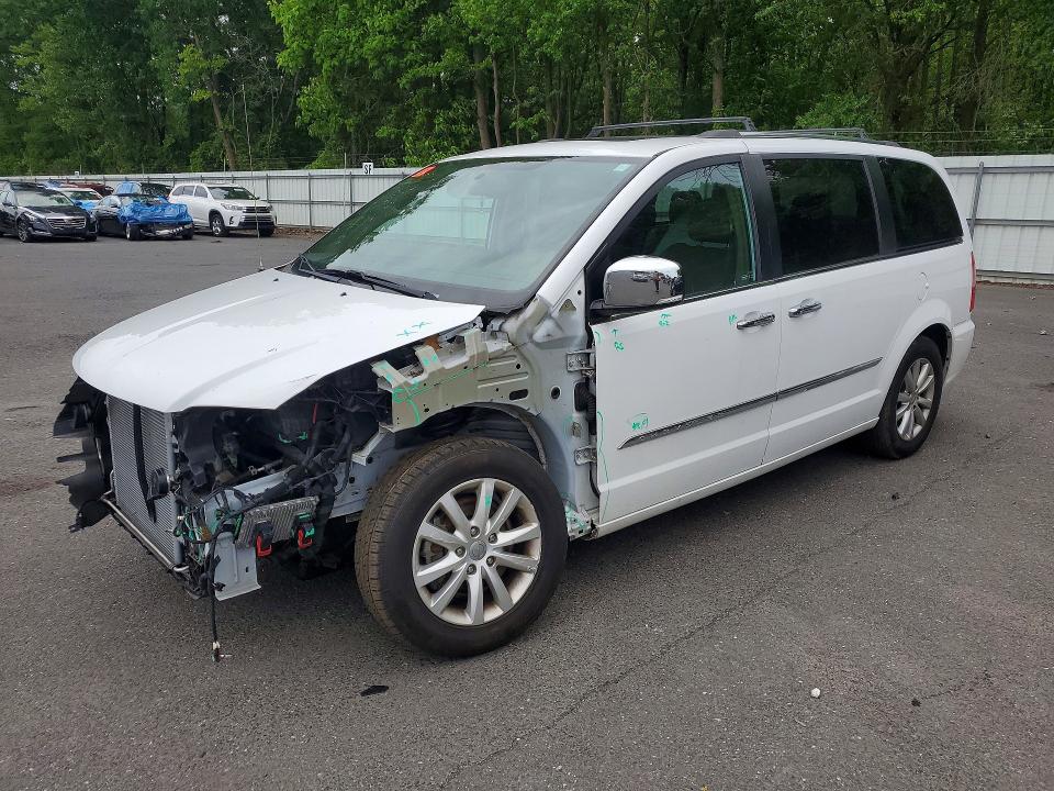 53691336 :رقم المزاد ، 2C4RC1GGXGR113607 vin ، 2016 Chrysler Town & Country مزاد بيع