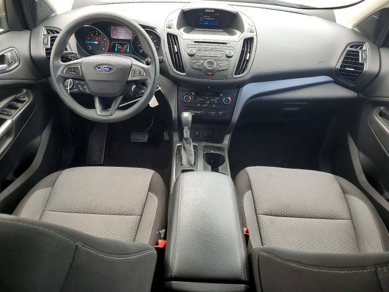 55120206 :رقم المزاد ، 1FMCU9GD2HUE45225 vin ، 2017 Ford Escape مزاد بيع