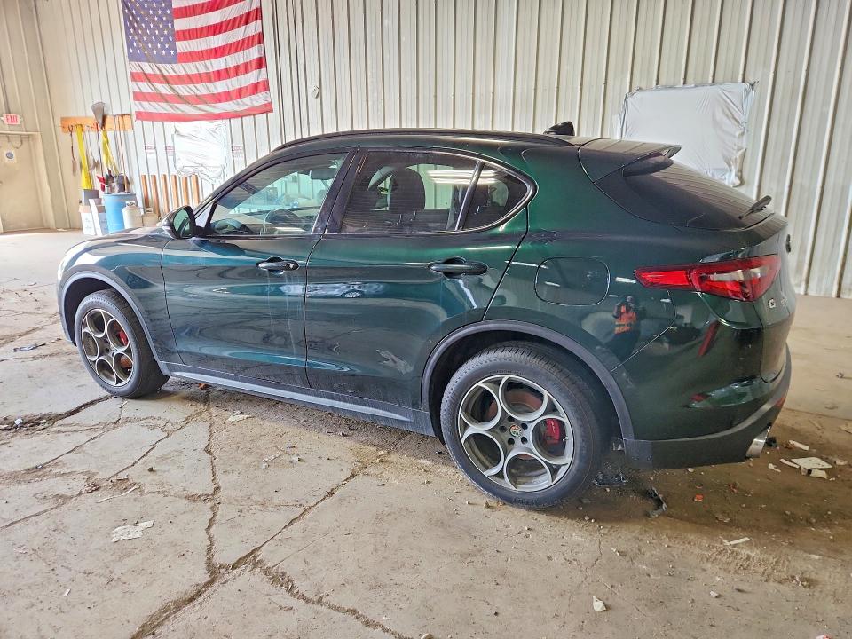 2018 Alfa Romeo Stelvio მანქანა იყიდება აუქციონზე, vin: ZASFAKPN4J7C15305, აუქციონის ნომერი: 54888096