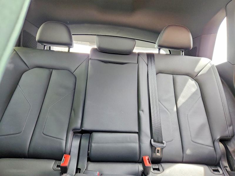 Продажа на аукционе авто 2021 Audi Q3, vin: WA1EECF32M1127918, номер лота: 52932836