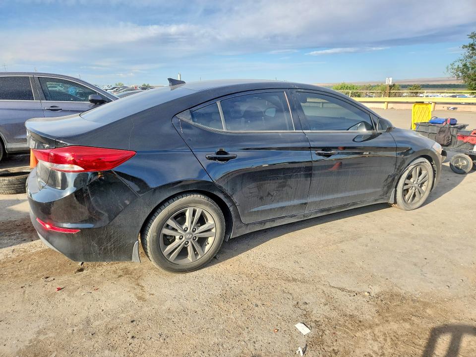 Продажа на аукционе авто 2018 Hyundai Elantra, vin: 5NPD84LF4JH361057, номер лота: 53408066