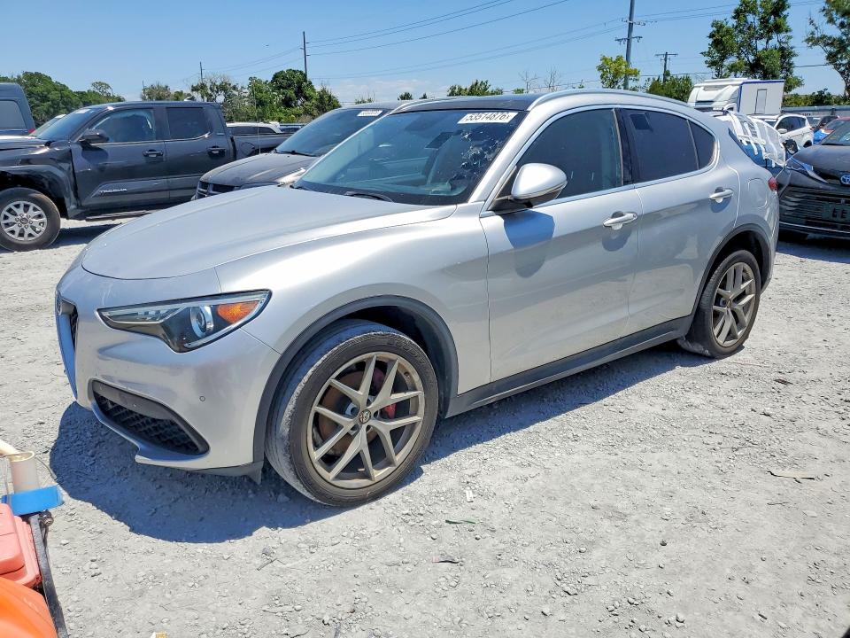Auction sale of the 2018 Alfa Romeo Stelvio, vin: ZASFAKAN4J7B74800, lot number: 53514876