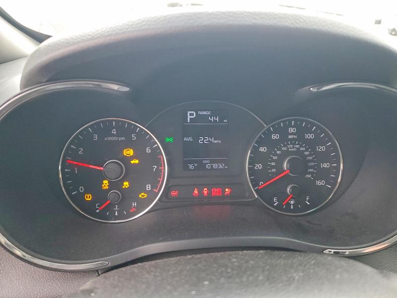 53263096 :رقم المزاد ، 3KPFK4A71JE175373 vin ، 2018 Kia Forte مزاد بيع