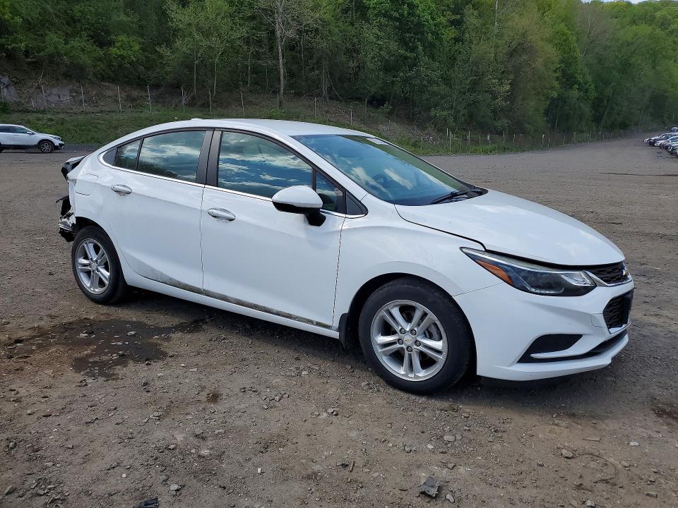 52613316 :رقم المزاد ، 1G1BE5SM2J7161331 vin ، 2018 Chevrolet Cruze مزاد بيع