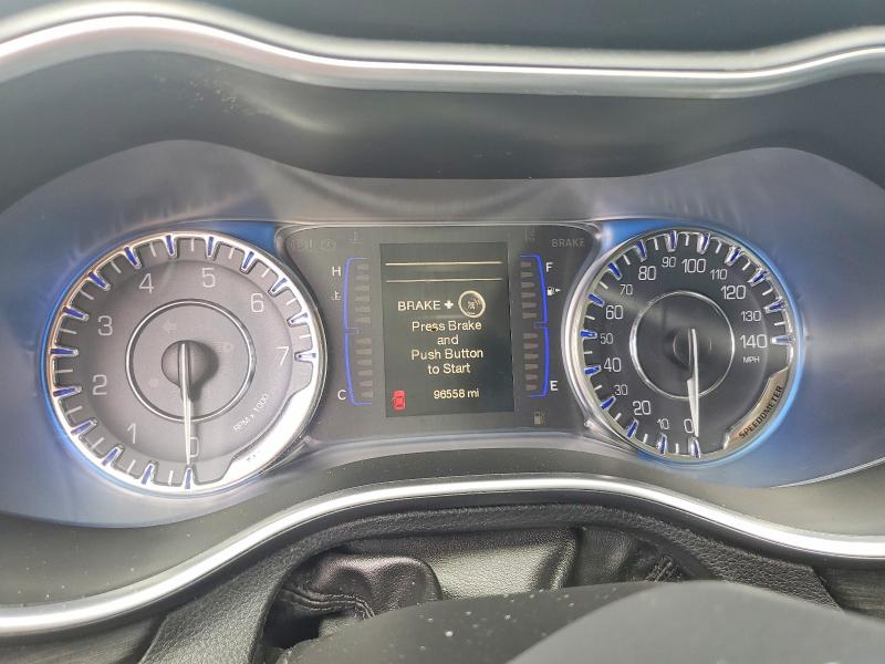 2015 Chrysler 200 მანქანა იყიდება აუქციონზე, vin: 1C3CCCABXFN587507, აუქციონის ნომერი: 53389976