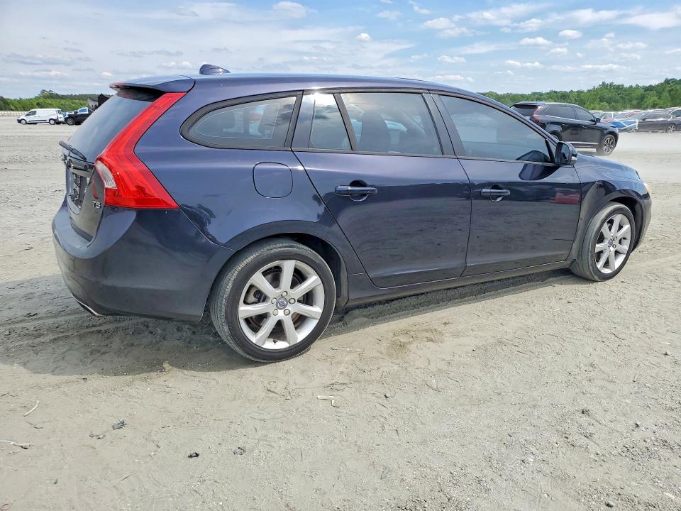 2017 Volvo V60 მანქანა იყიდება აუქციონზე, vin: YV140MEJ3H1345422, აუქციონის ნომერი: 52710586