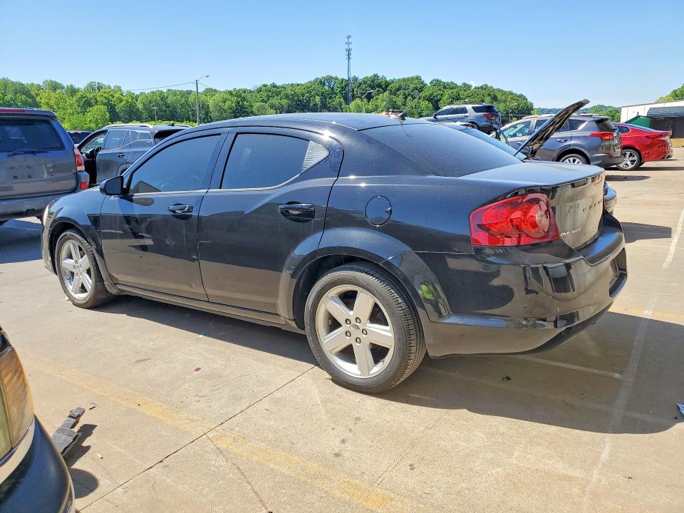 52814376 :رقم المزاد ، 1C3CDZAB7DN644517 vin ، 2013 Dodge Avenger مزاد بيع