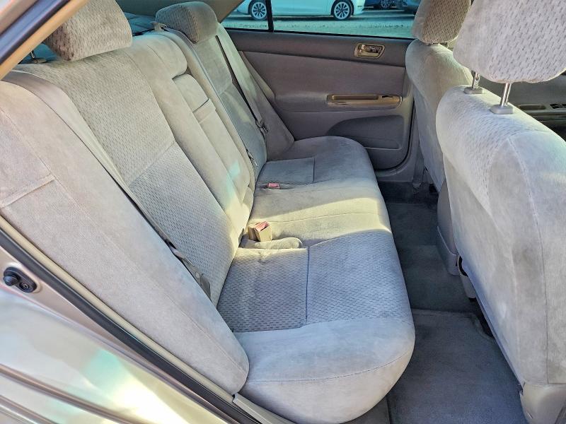 53410076 :رقم المزاد ، 4T1BE32KX3U647749 vin ، 2003 Toyota Camry مزاد بيع