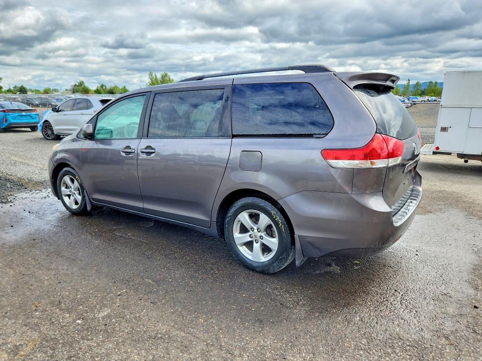 Продаж на аукціоні авто 2014 Toyota Sienna, vin: 5TDKK3DC5ES435691, номер лоту: 53133716
