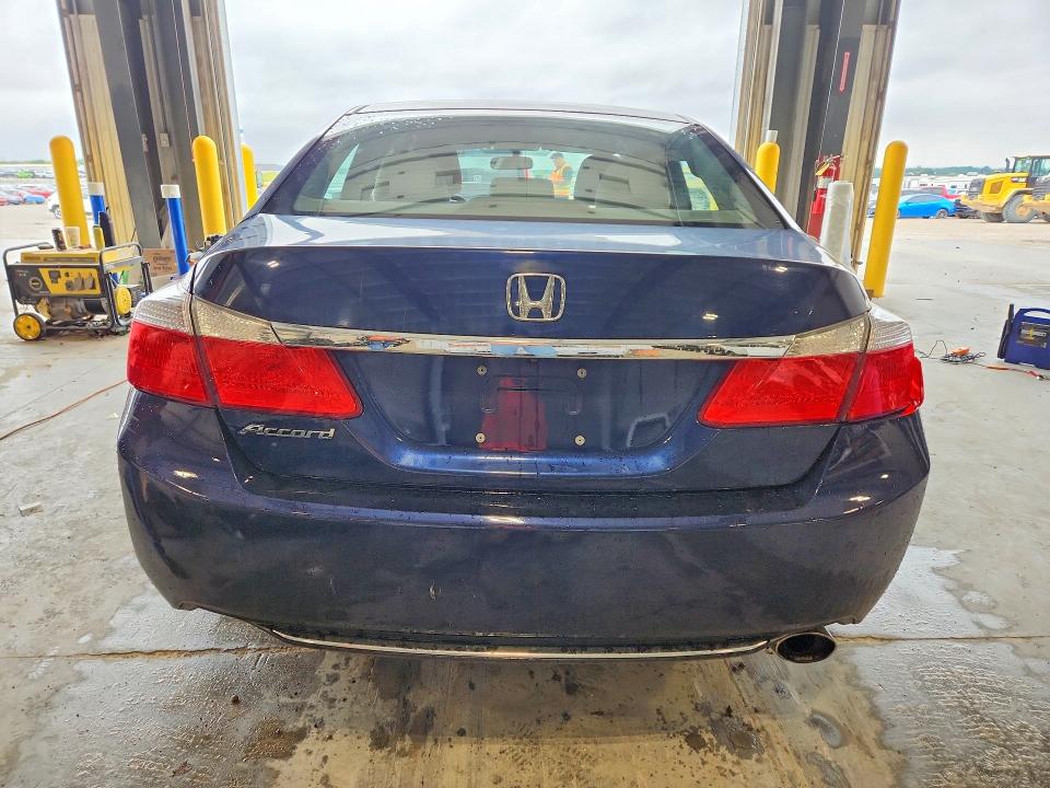 Aukcja sprzedaży 2015 Honda Accord, vin: 1HGCR2F33FA215652, numer aukcji: 54629896